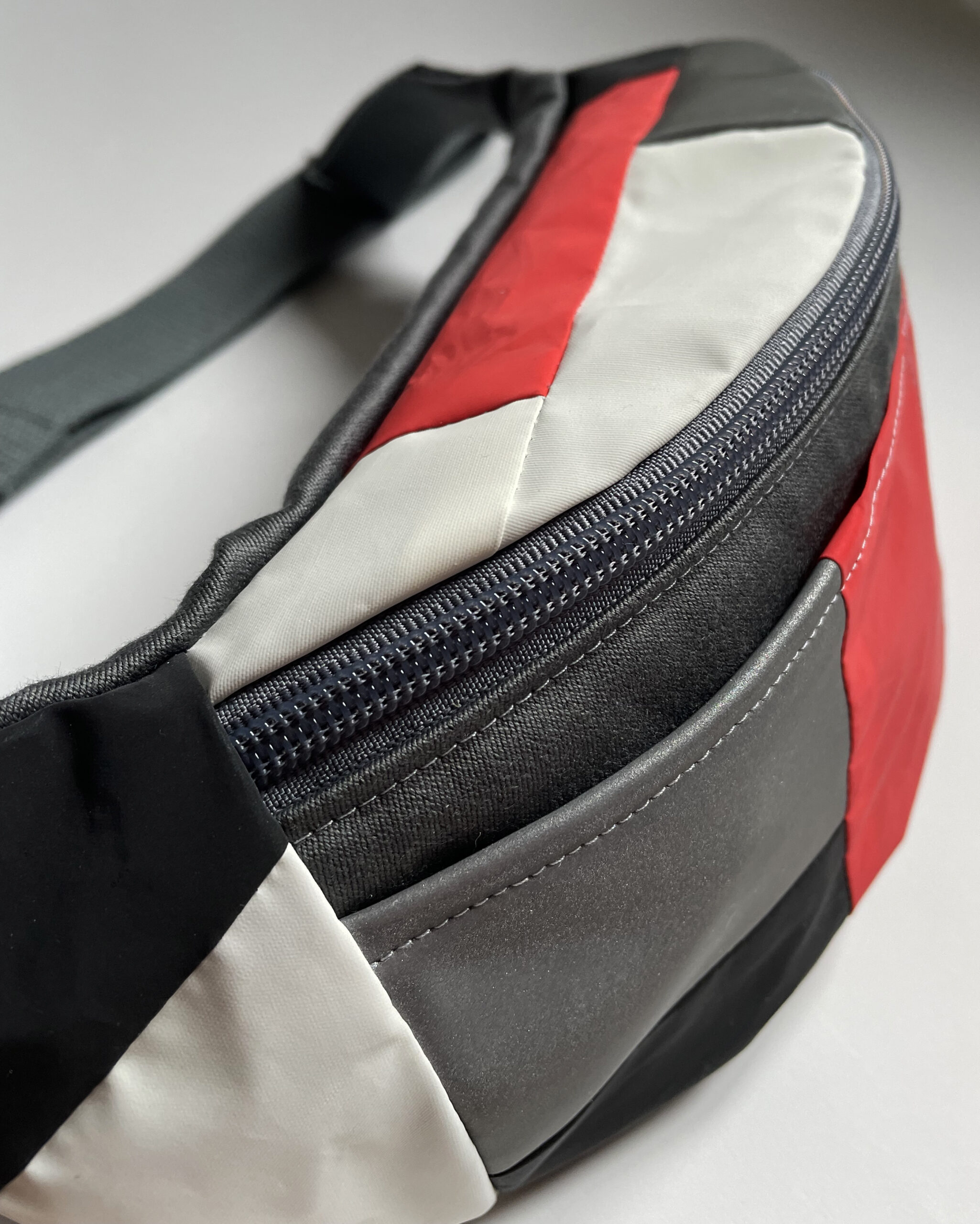 Banane rétro-réfléchissante biker – Image 2