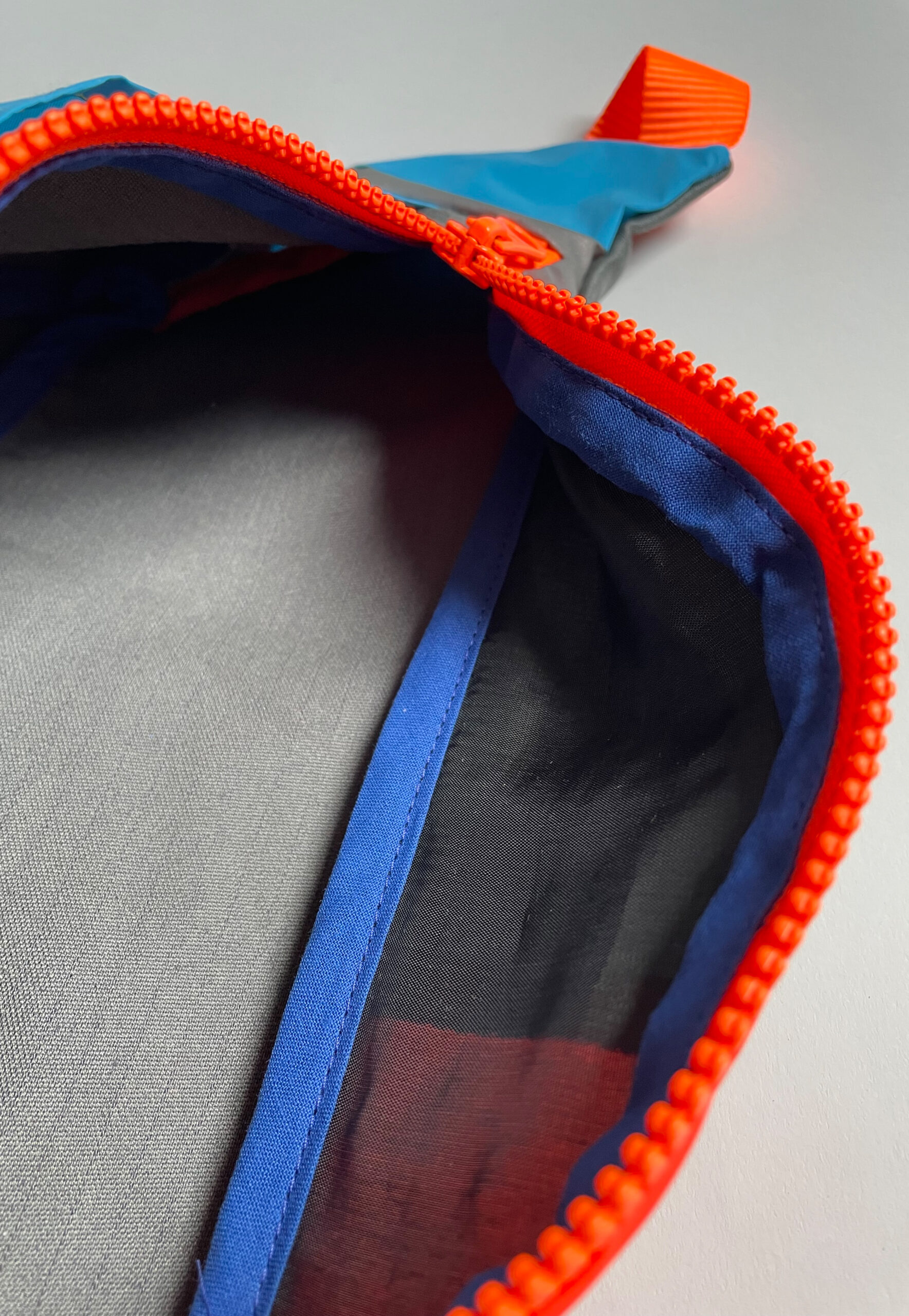 Banane rétro-réfléchissante racing – Image 5